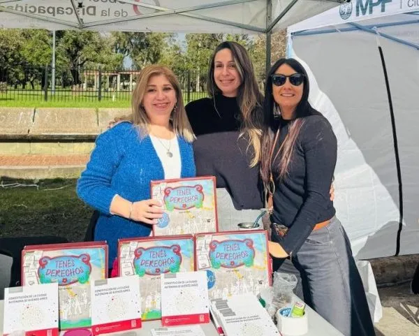 Entrega de juegos “Tenés Derechos” en la Mesa de Acceso a Justicia