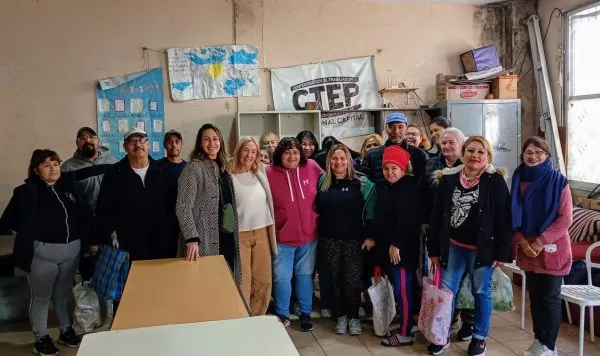 Charla sobre usuarios en las redes del Programa de Acceso a Justicia PACJU